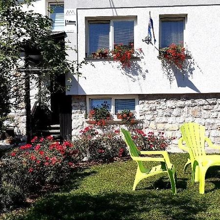 Apartmaji Mojca Križe Eksteriør bilde
